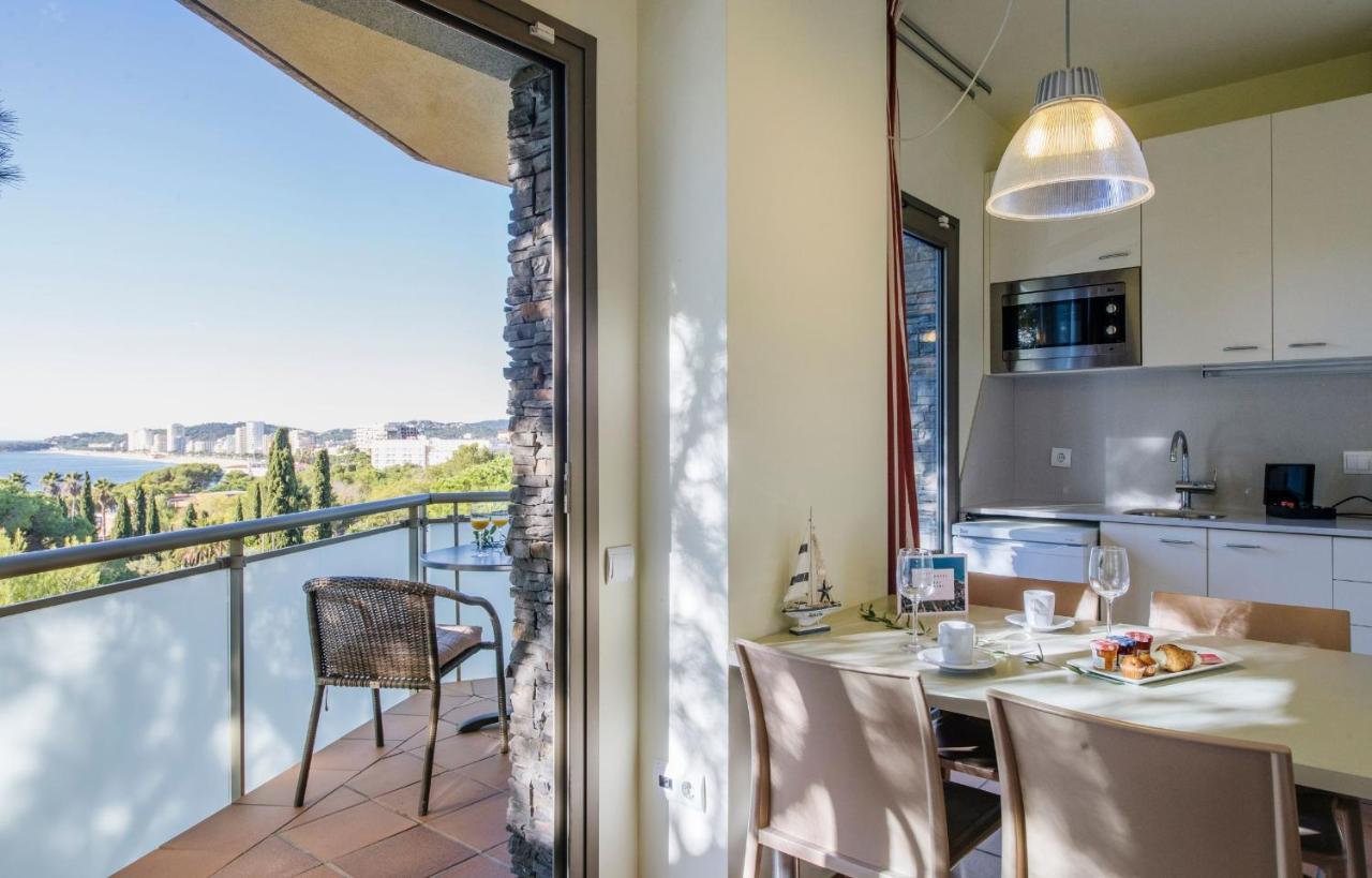 Aparthotel Ciutat De Palol Platja d'Aro Bagian luar foto