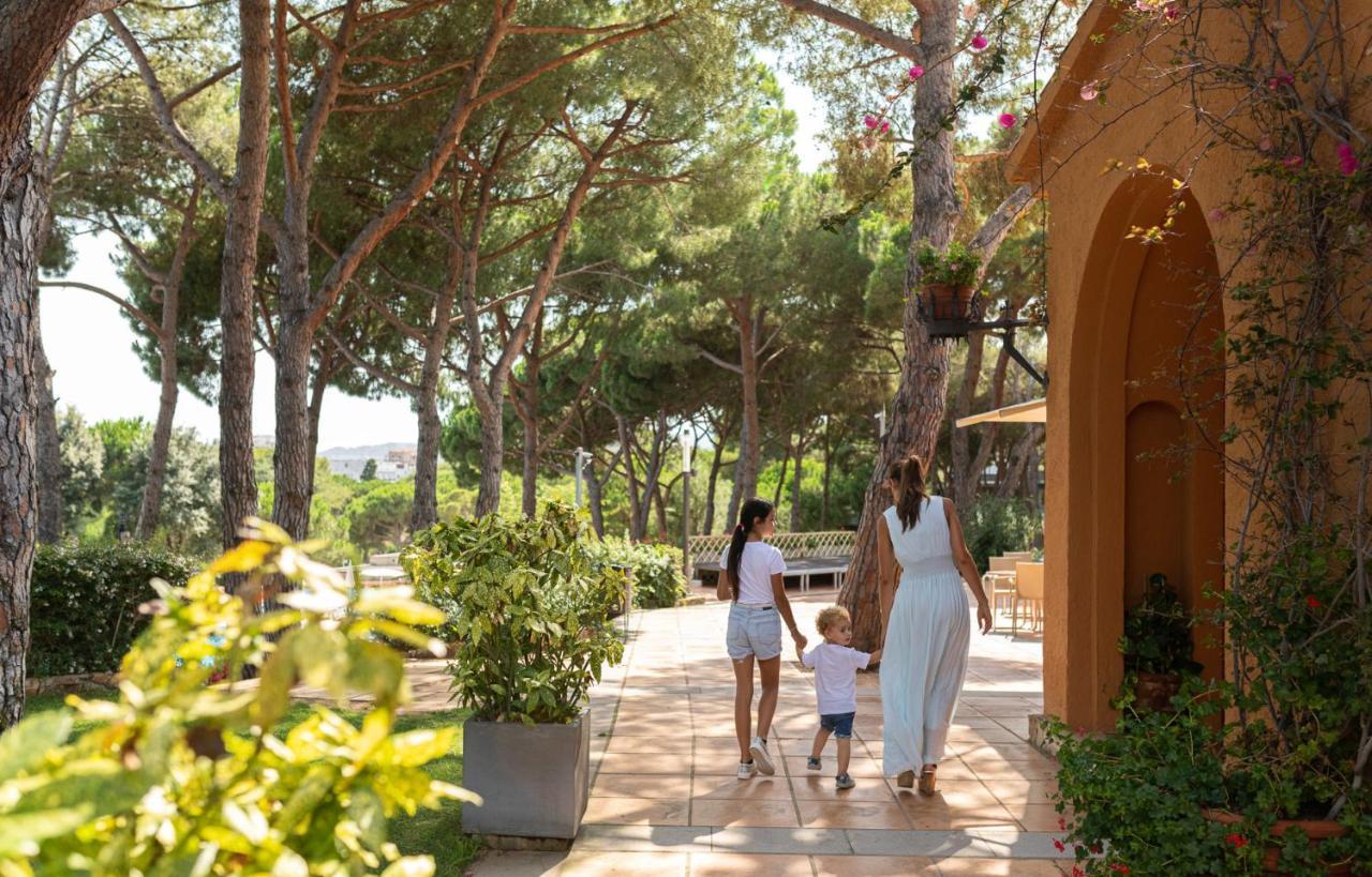 Aparthotel Ciutat De Palol Platja d'Aro Bagian luar foto