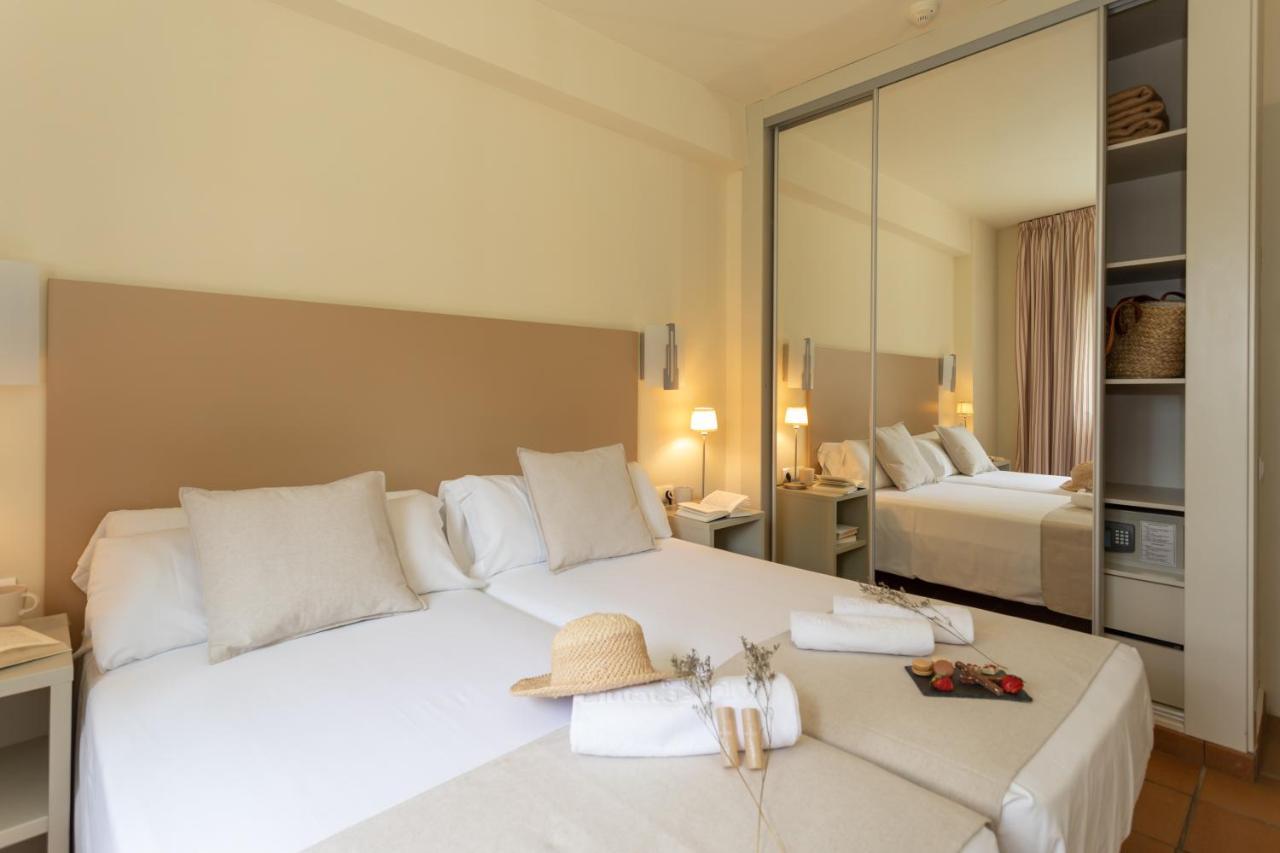 Aparthotel Ciutat De Palol Platja d'Aro Bagian luar foto