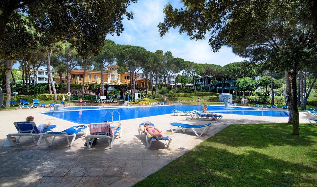Aparthotel Ciutat De Palol Platja d'Aro Bagian luar foto