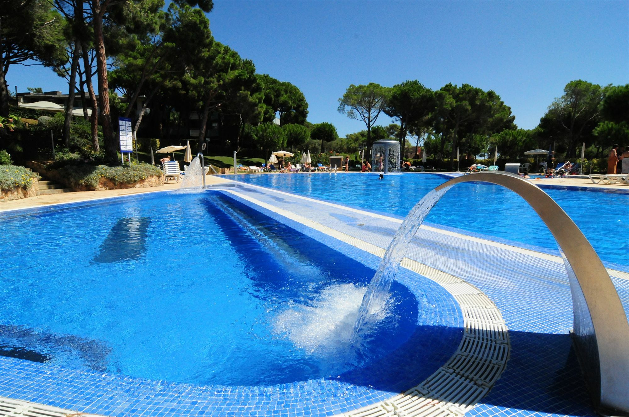 Aparthotel Ciutat De Palol Platja d'Aro Bagian luar foto